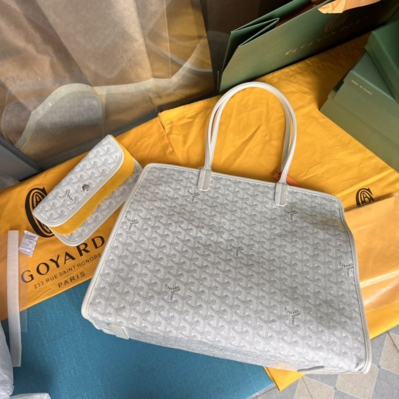 Goyard Shopping Bags